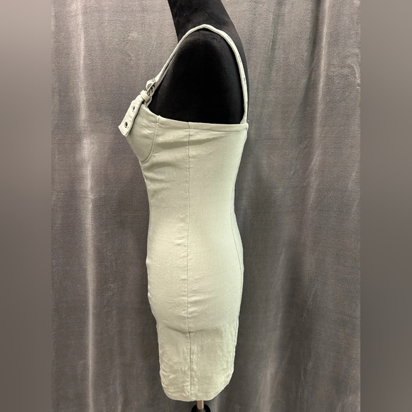 Elegant Cream Bodycon Dress - Picture 2 of 4